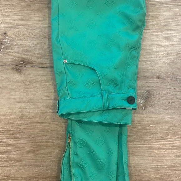 2 piece matching set. - Picture 2 of 5